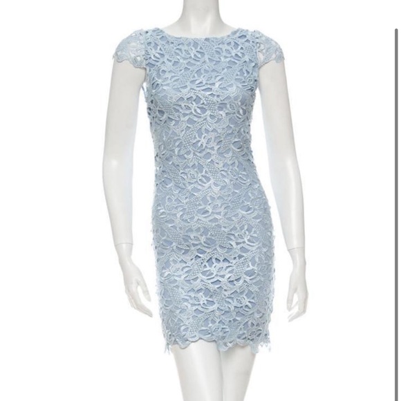 Alice + Olivia Lace Eyelet Crochet Keyhole Cocktail Dress - Picture 6 of 8